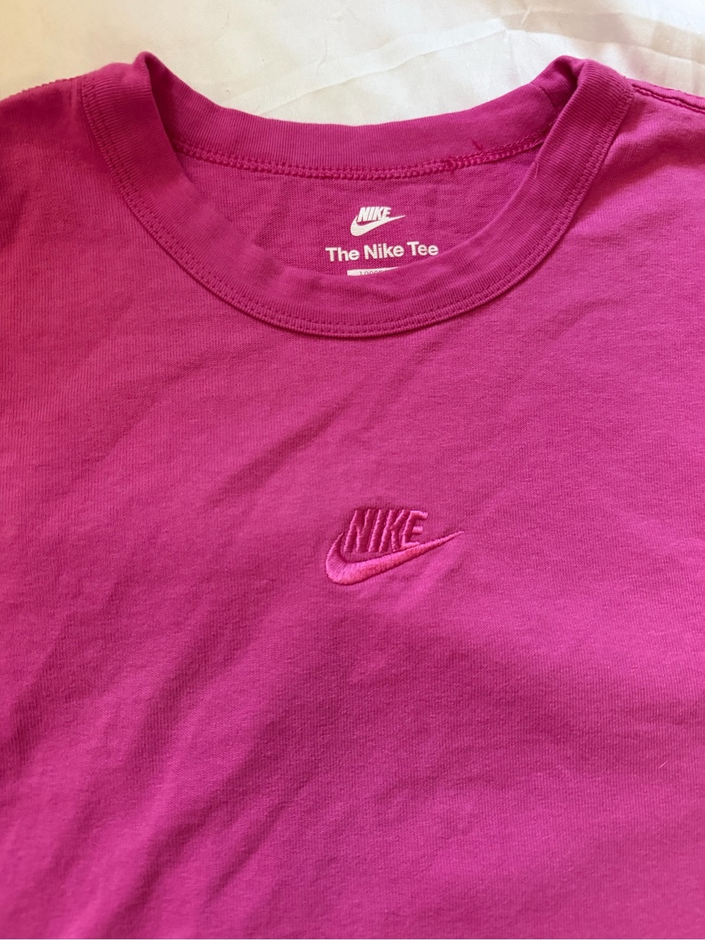 Mens Nike Embroidered Swoosh Premium Essentials TShirt Size XL Pink 100% Cotton